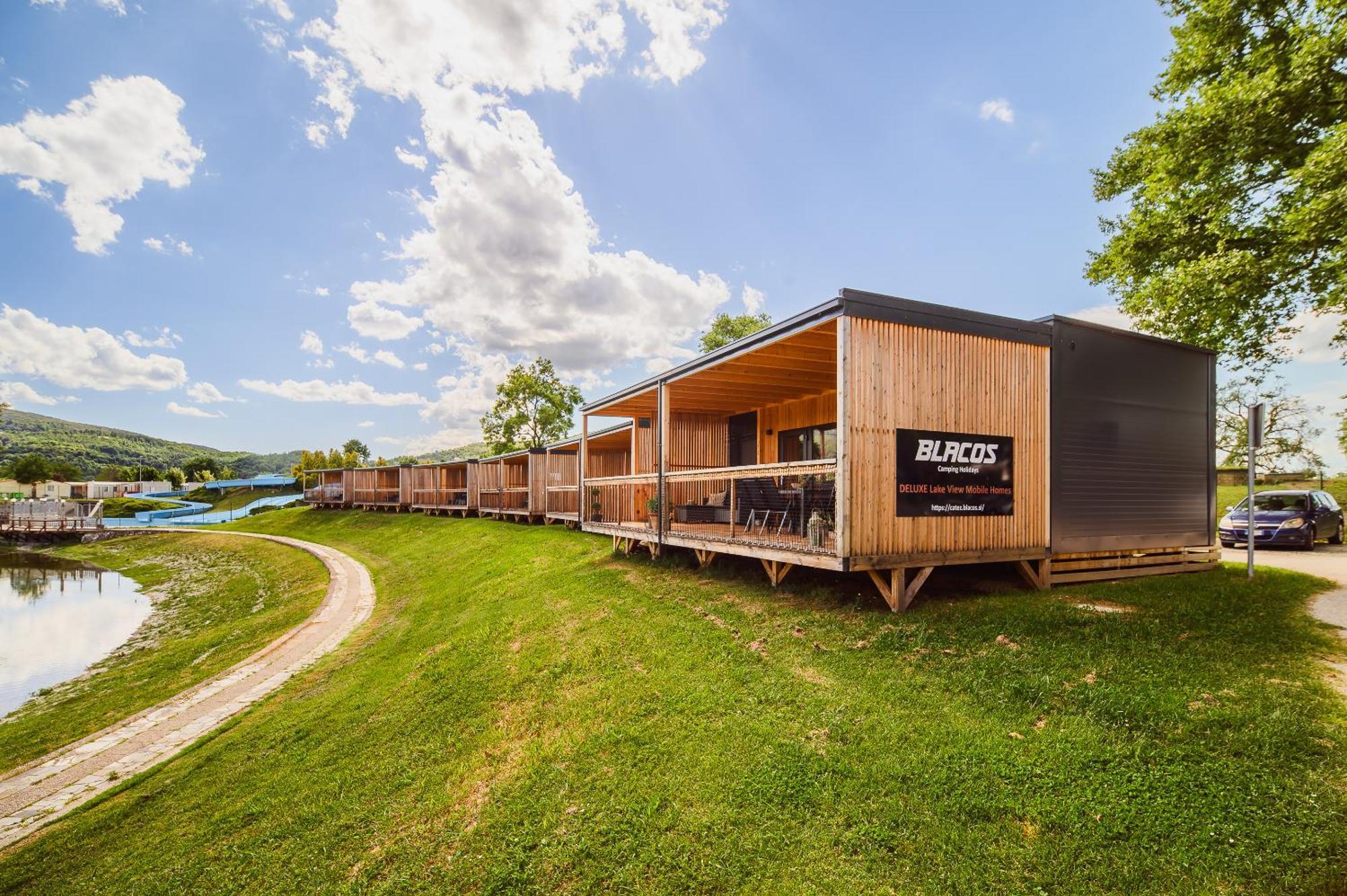 Deluxe Lake View Mobile Homes With Thermal Riviera Tickets Catez ob Savi Exterior photo